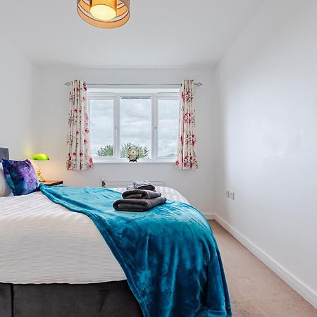 3 Bedroom Swanley House 외부 사진